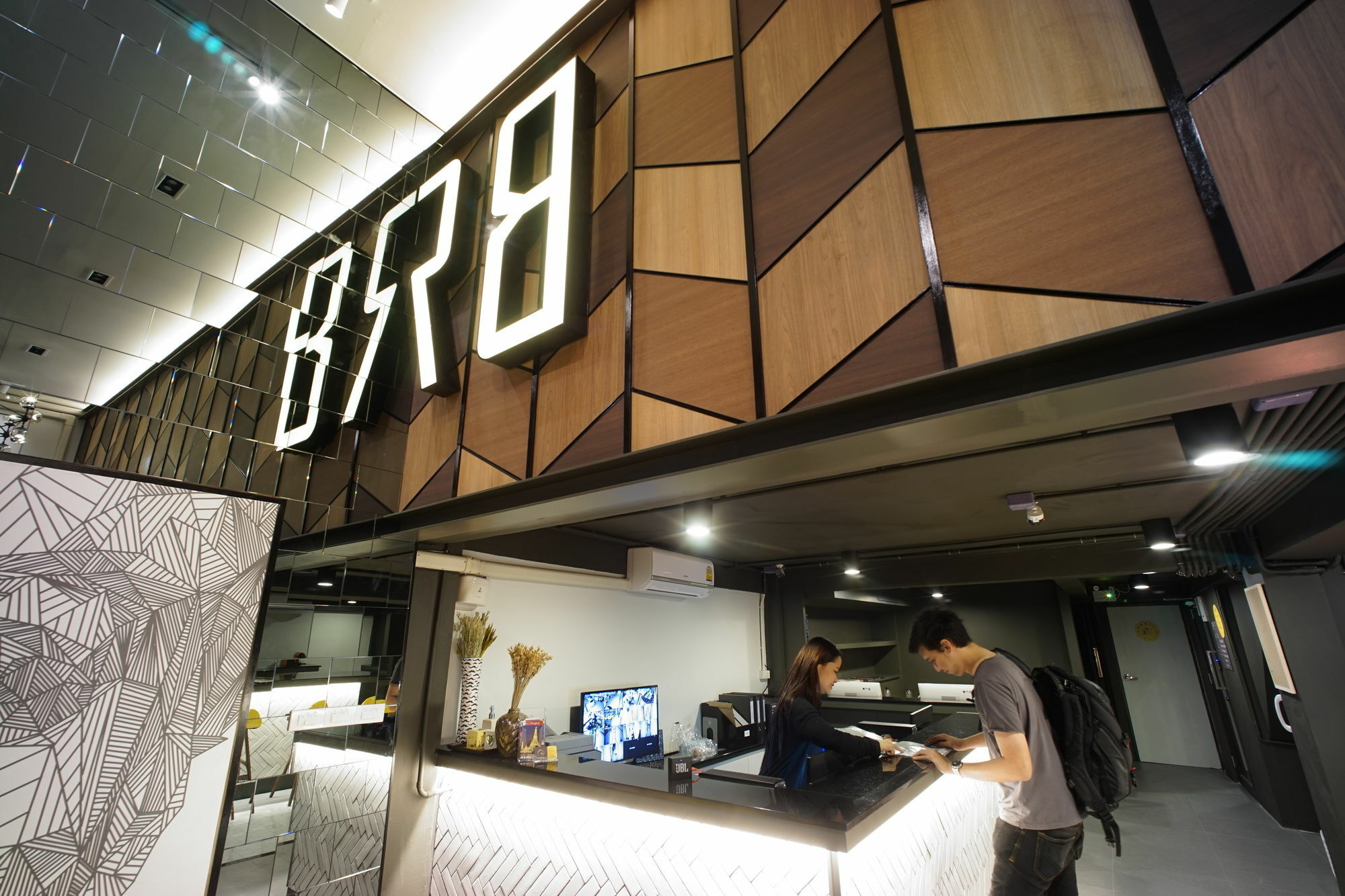 Brb Hostel Bangkok Silom Экстерьер фото