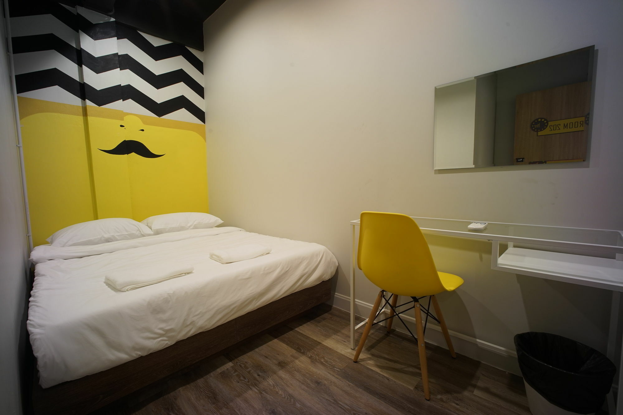 Brb Hostel Bangkok Silom Экстерьер фото